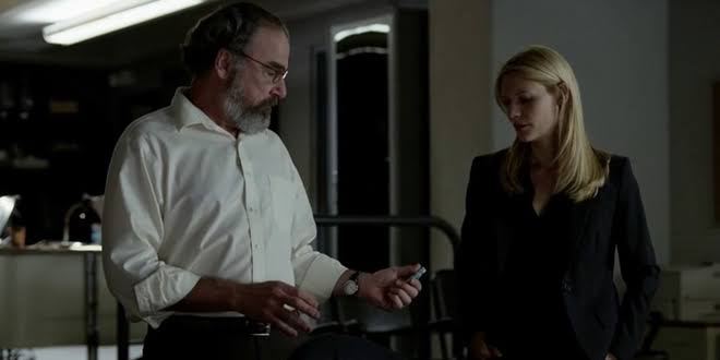 Saul Berenson chewing Black Jack gum in Homeland